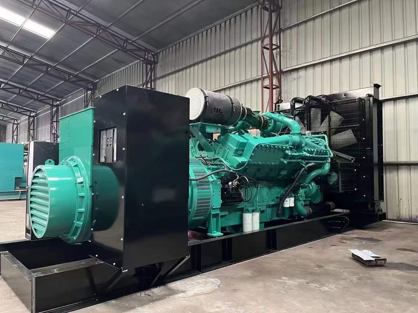 伊宁县如何降低 800kW 柴油发电机输出电流的波动？
